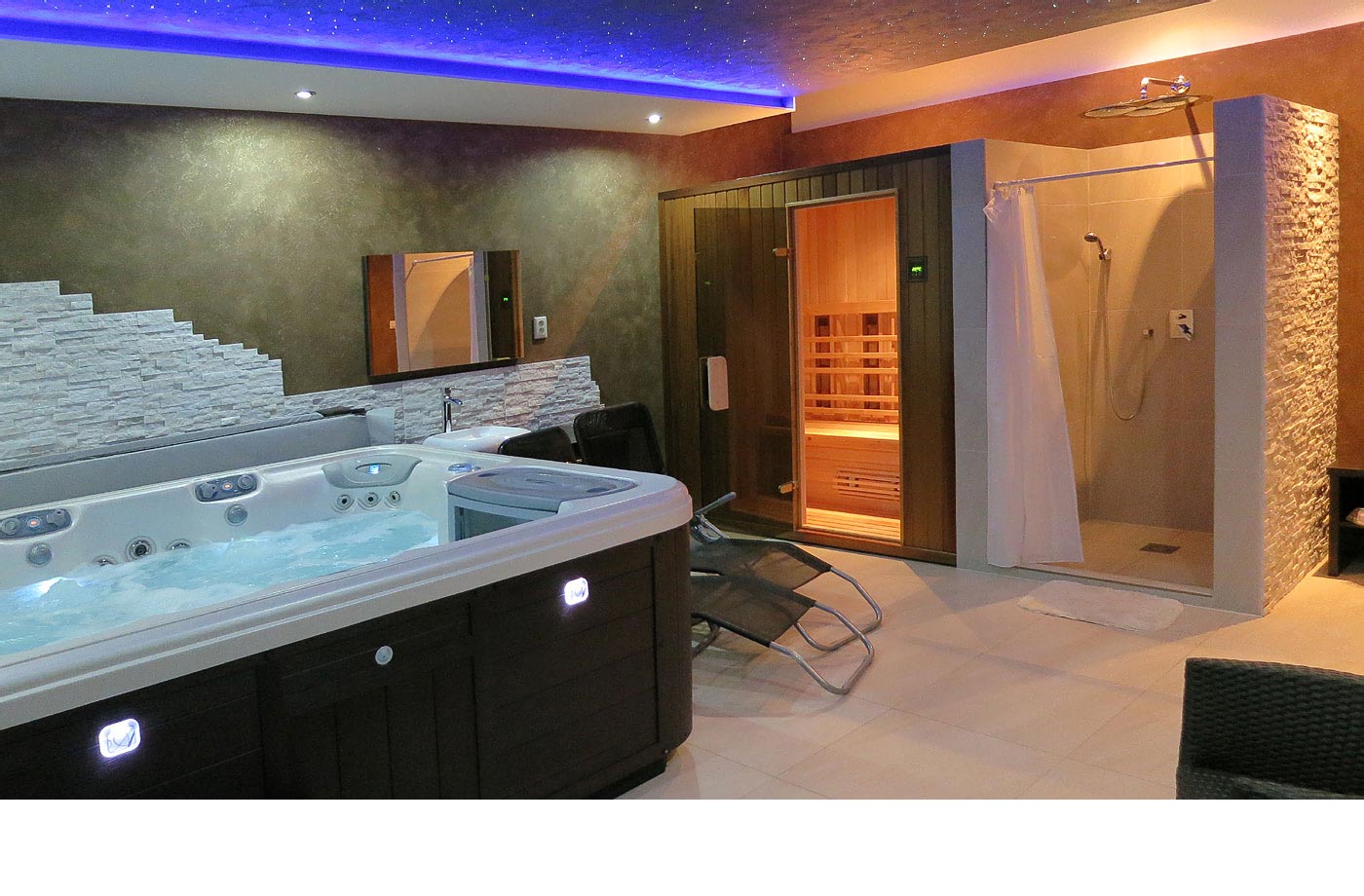 Štýlové ubytovacie zariadenie
len 3 km od Slovenského mora v Podhájskej